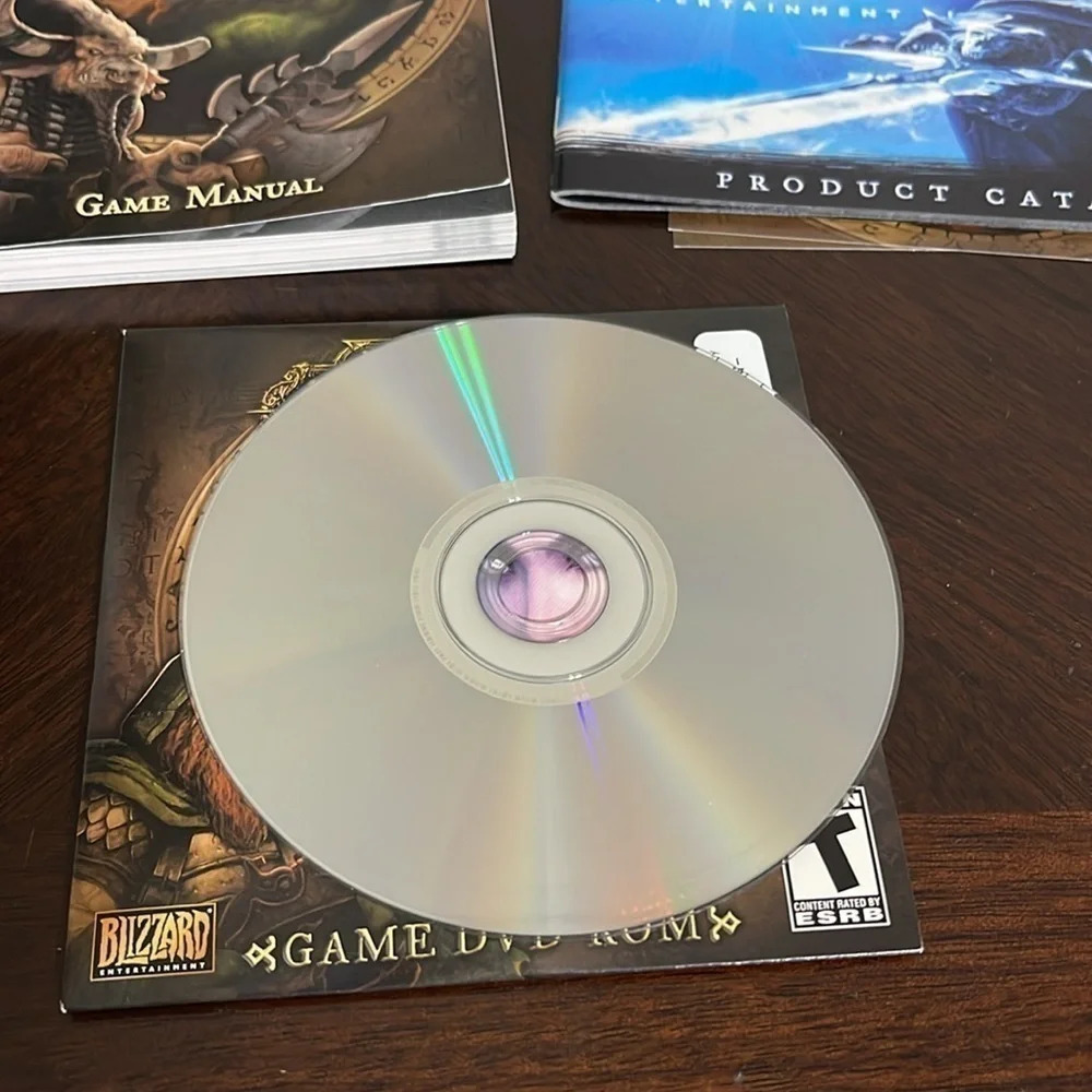 World of WarCraft 2004-2008 Game Manual - Picture 7 of 7